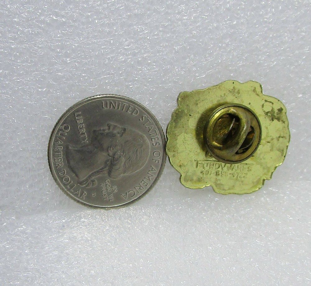 Brown Bear Head Pin