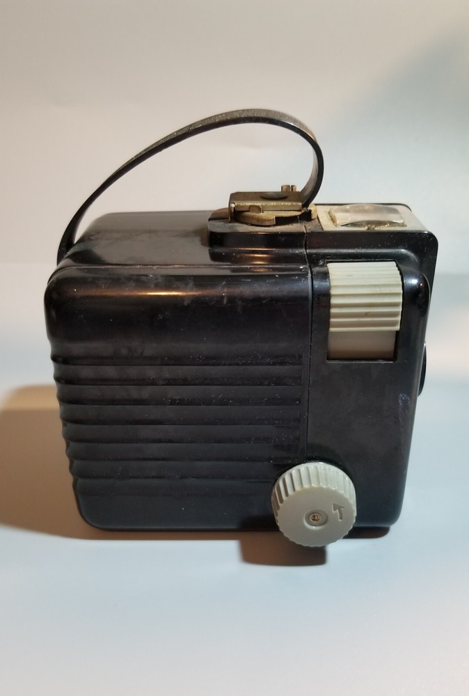 Vintage Kodak Brownie Hawkeye Flash Model Camera