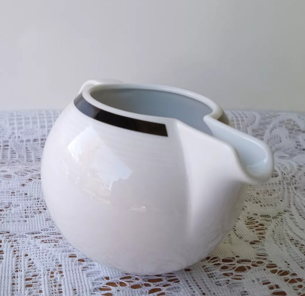 Vintage STUDIO NOVA Y0131 Cafe Classics Black Small Creamer Dish Replacement
