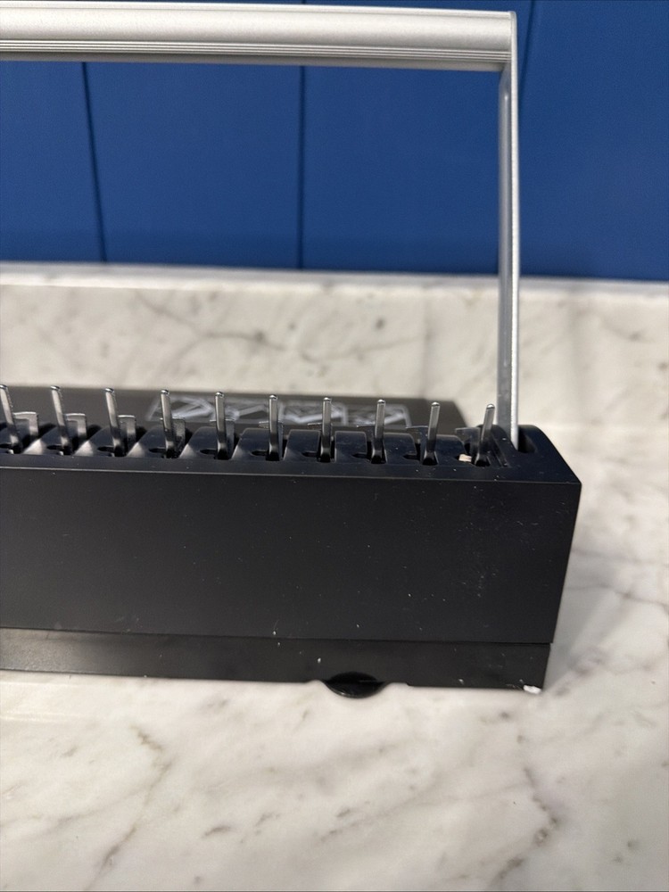 Binditek - ECOPLUS - Manual Comb Binding Machine - 19 Holes - 145 sheet binding