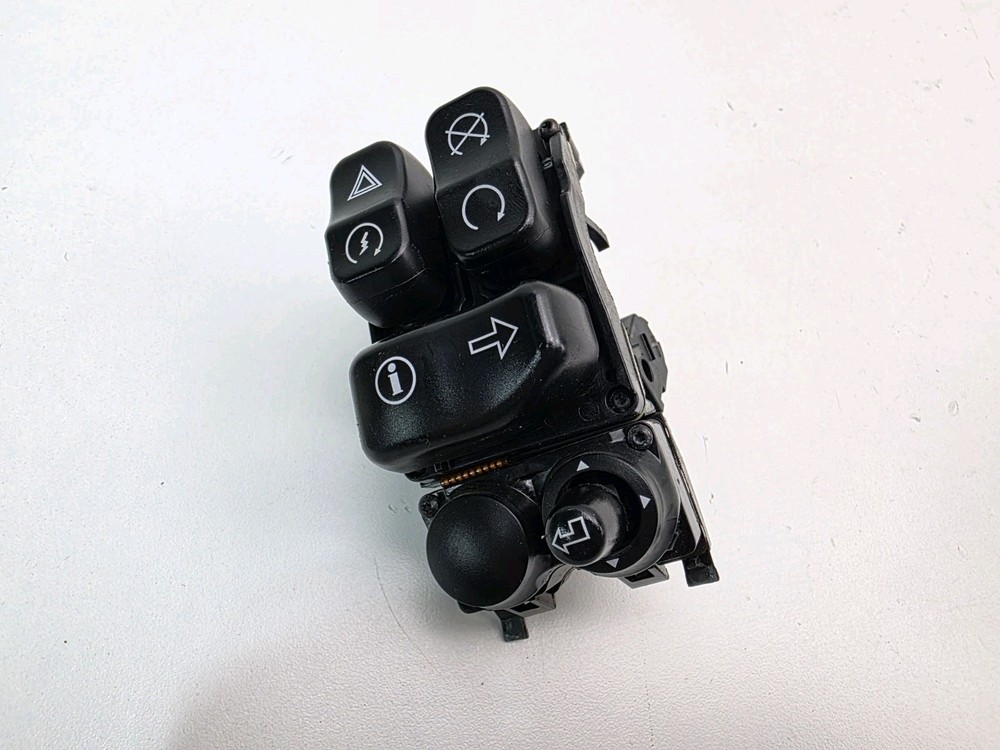 14-23 OEM Harley Handlebar Switch Touring RIGHT Switch Pack Housing 71500129B