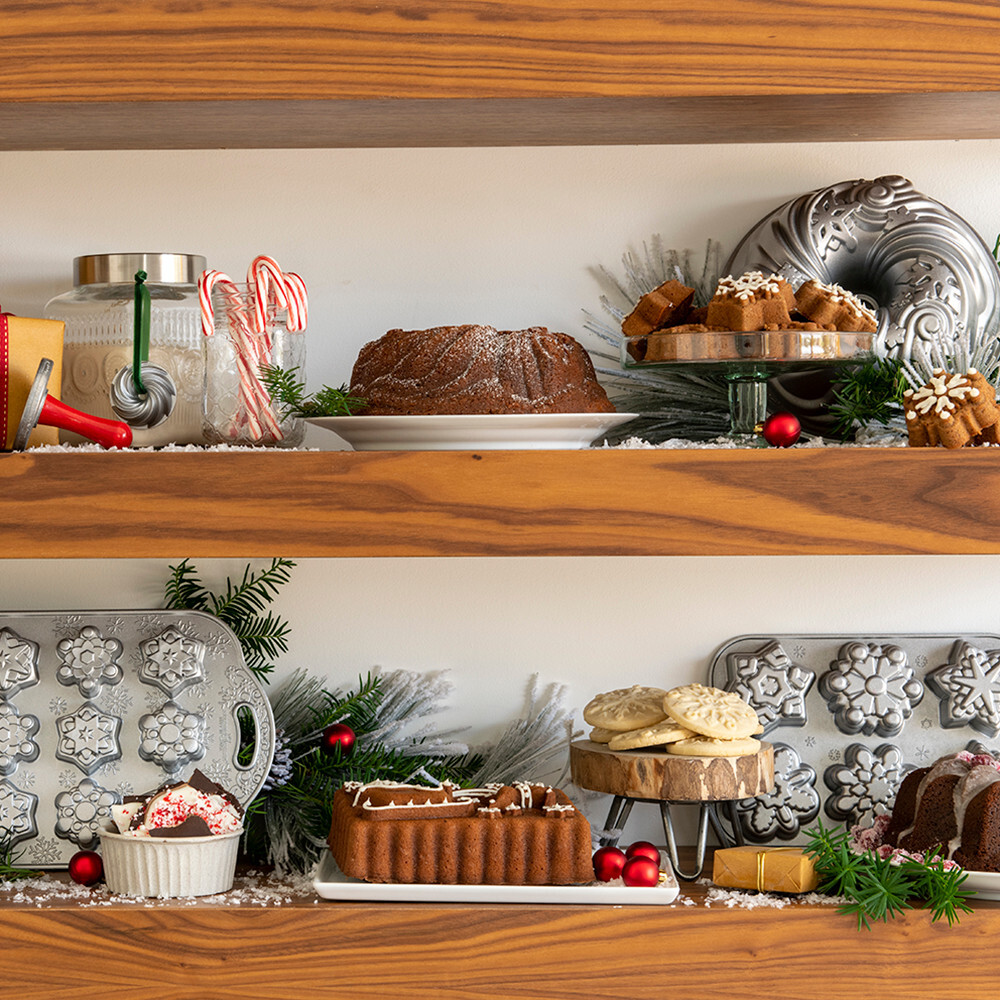 Nordic Ware Let It Snow Bundt® Pan