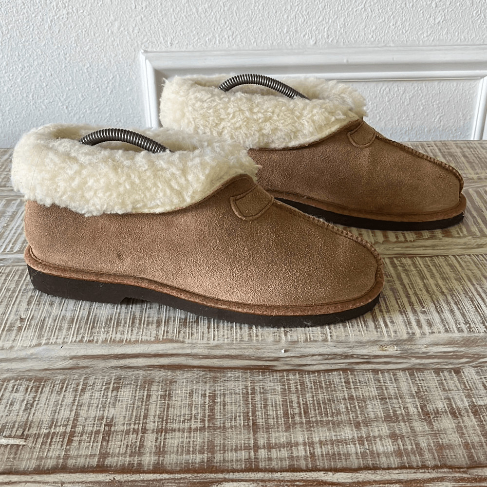 Men’s wool and leather moccasins