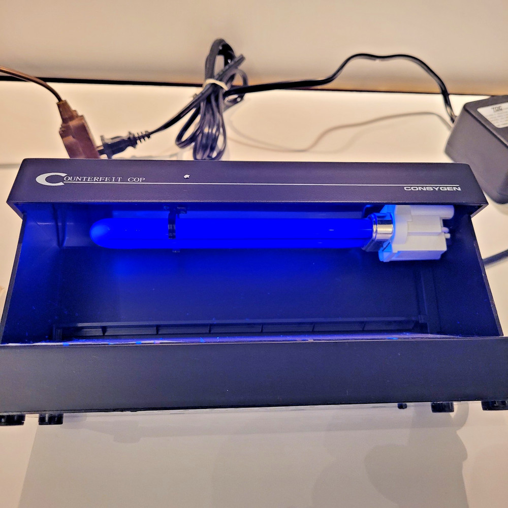 COUNTERFEIT COP by CONSYGEN COUNTERFEIT DETECTION MACHINE UV BLACK LIGHT