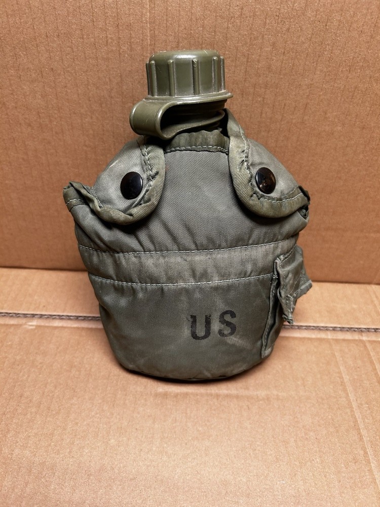 1976 Dated Canteen And Pouch