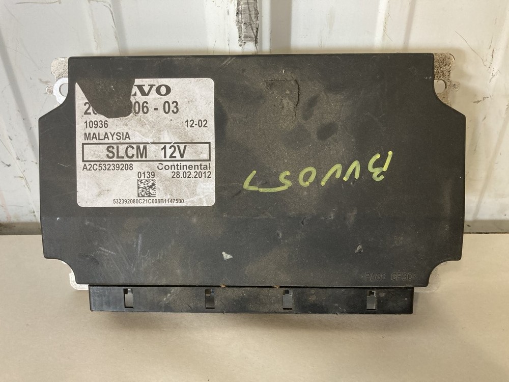 Volvo VNL Light Control Module - Used