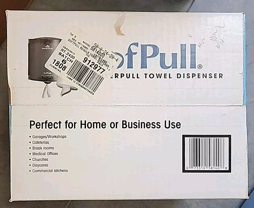 Georgia Pacific Softpull Centerpull Towel Dispenser 58140 New