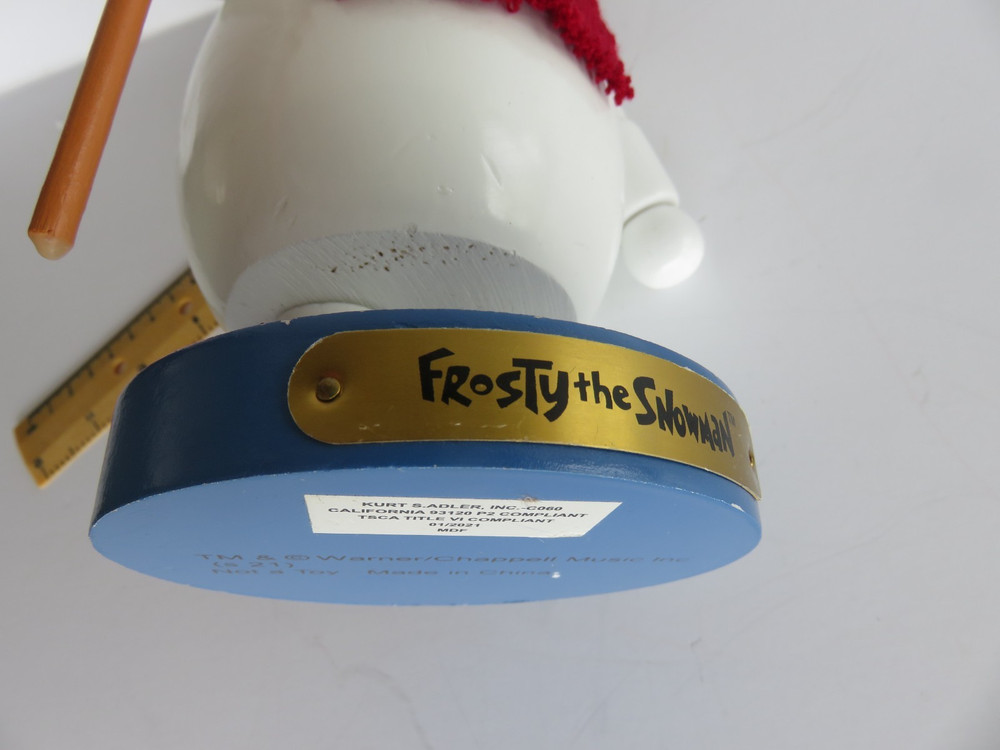 Frosty The Snowman Nutcracker, 10"