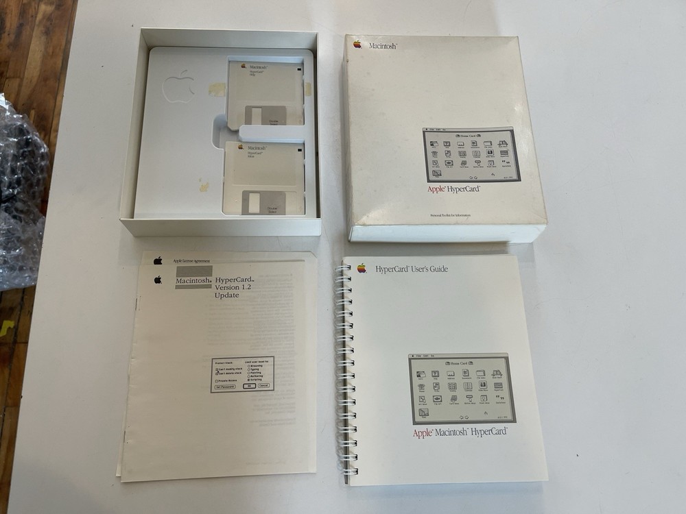 Vintage 1987 Apple HyperCard Retail Box with Disks - Tested