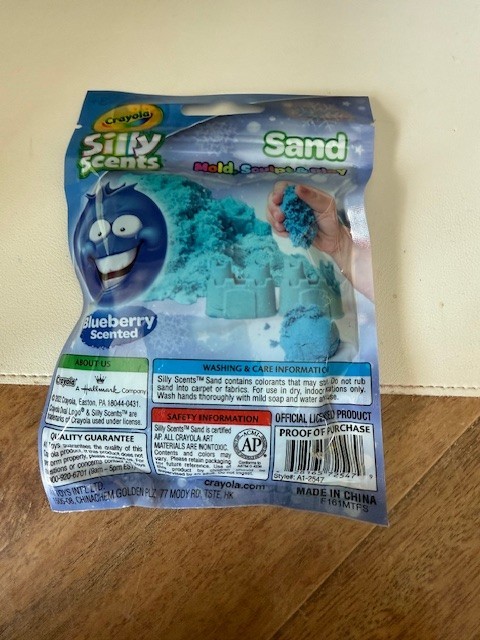 Crayola Silly Scent Sand 4 Assorted Packs