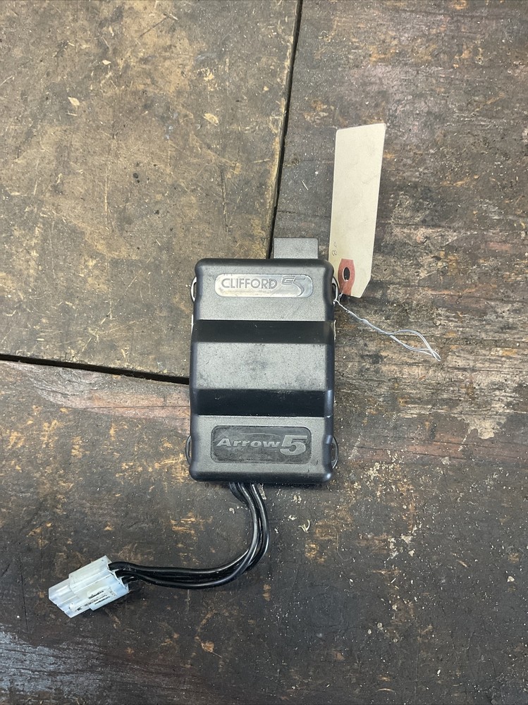 Clifford G5 Arrow 5 Car Alarm System Distribution Module