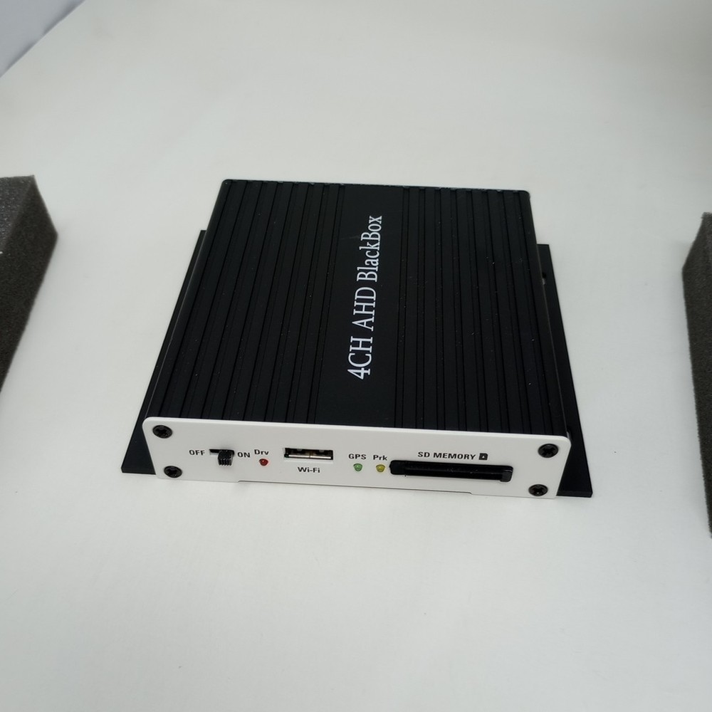 BOYO VTR400E 4CH Compact DVR Black Box NOS (Open Box)