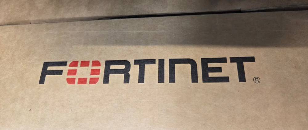 Fortinet FS-148F-FPOE UNREGISTERED-- Eligible for registration