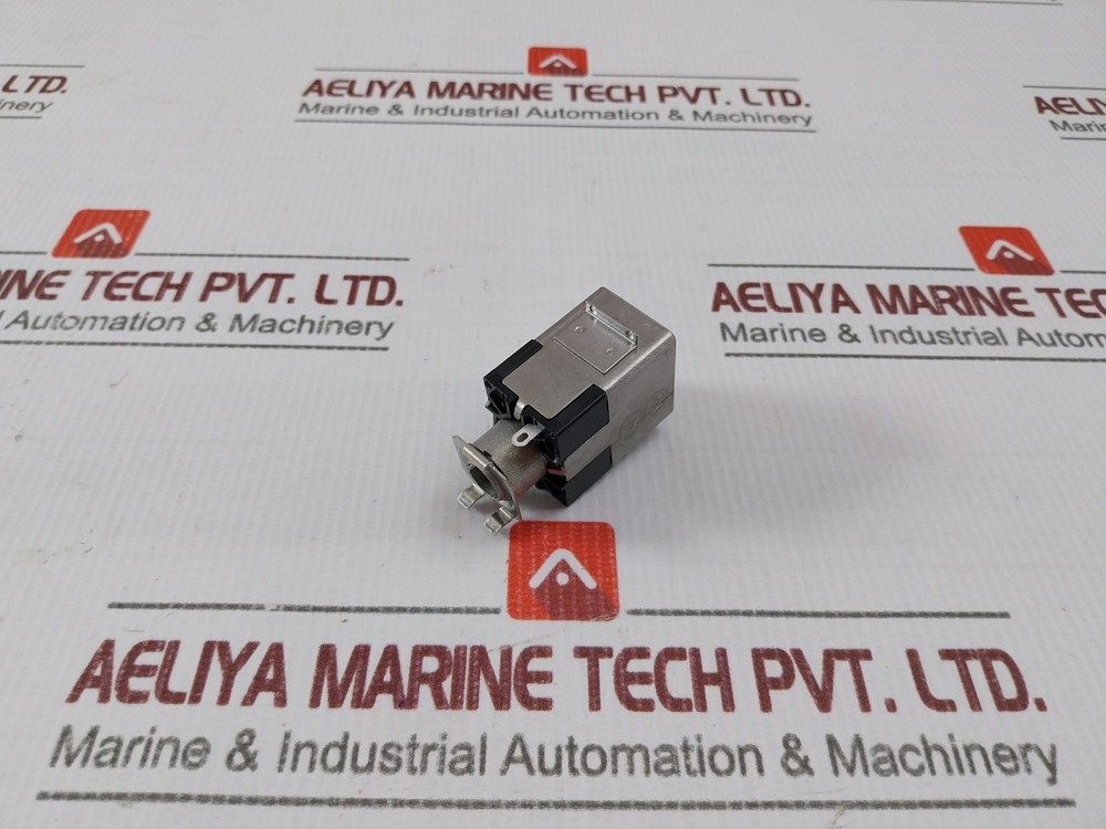 YAMATAKE HONEYWELL 2C-L1AA Micro Switch