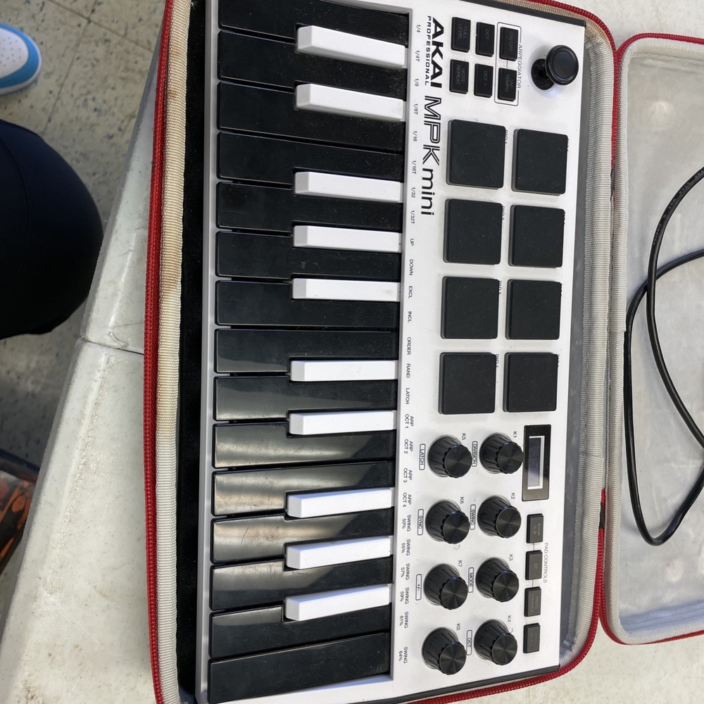 AKAI MPK MINI (HPB022871)