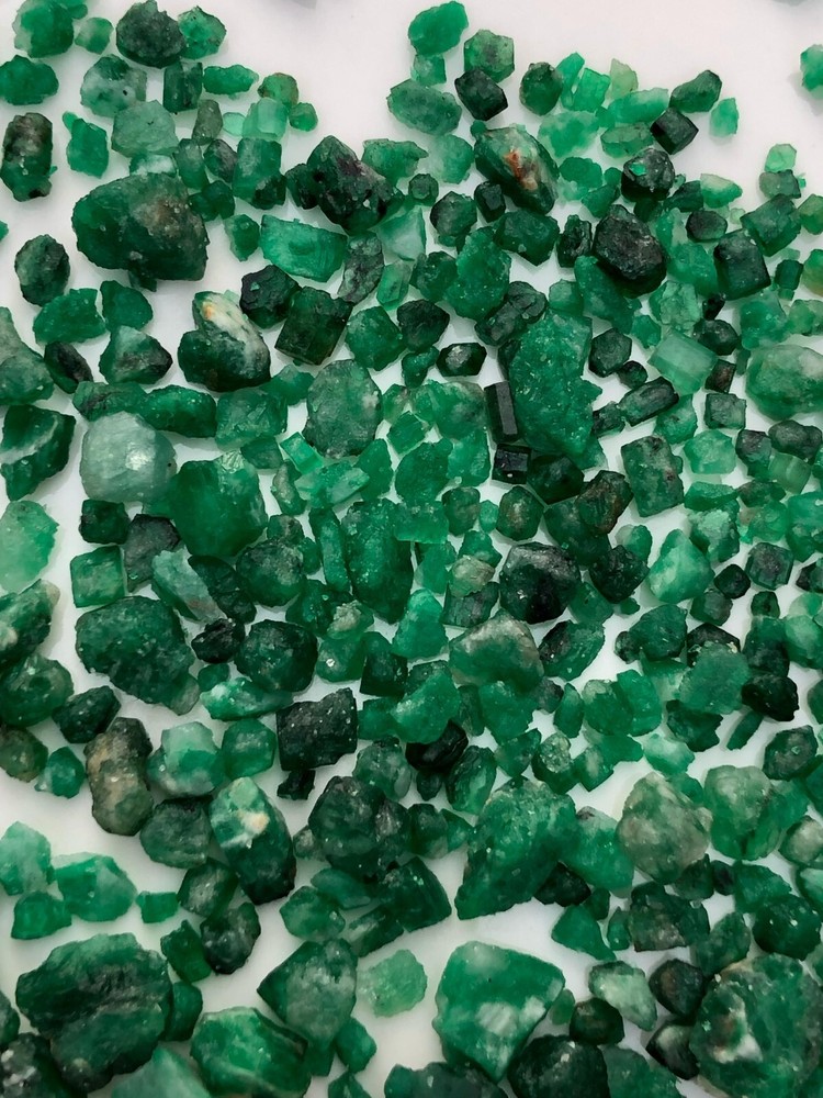 145 Ct Rough Emerald From Swat, Pakistan