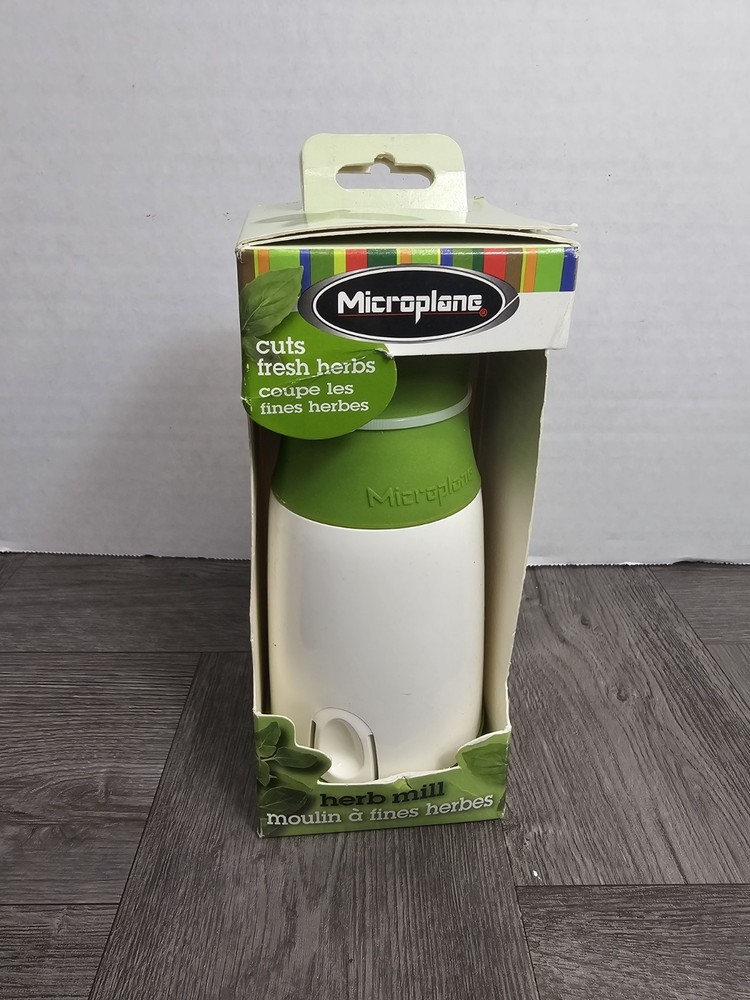 New Microplane Herb Mill Cuts Fresh Herbs # 5040
