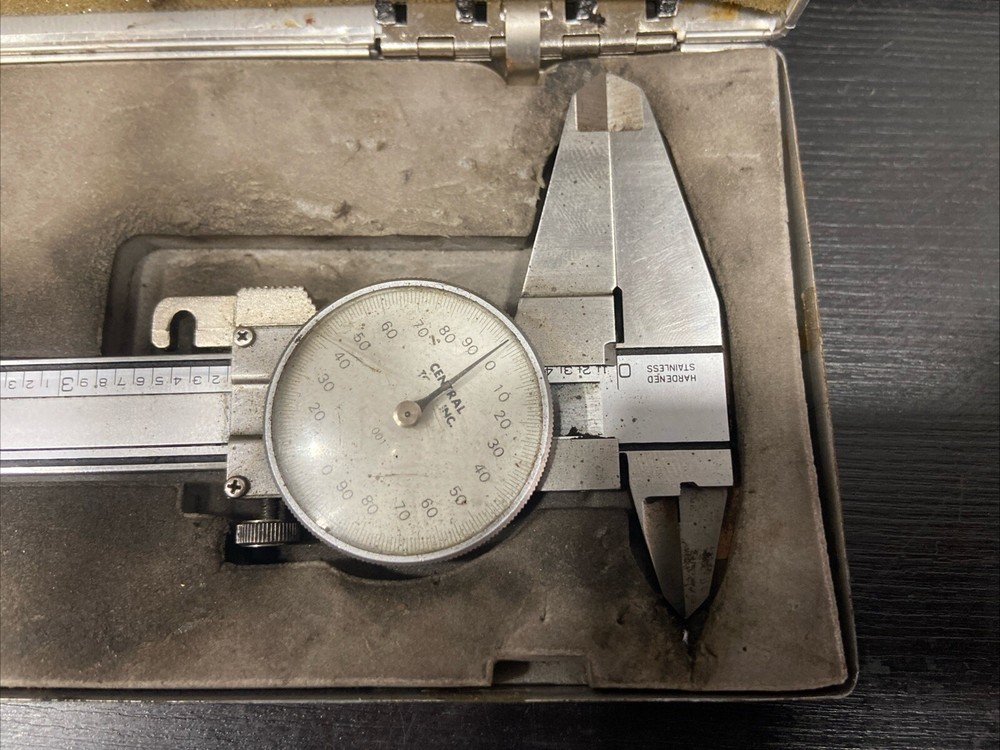 Central Tools Stainless Steel Dial Caliper With Case Untested