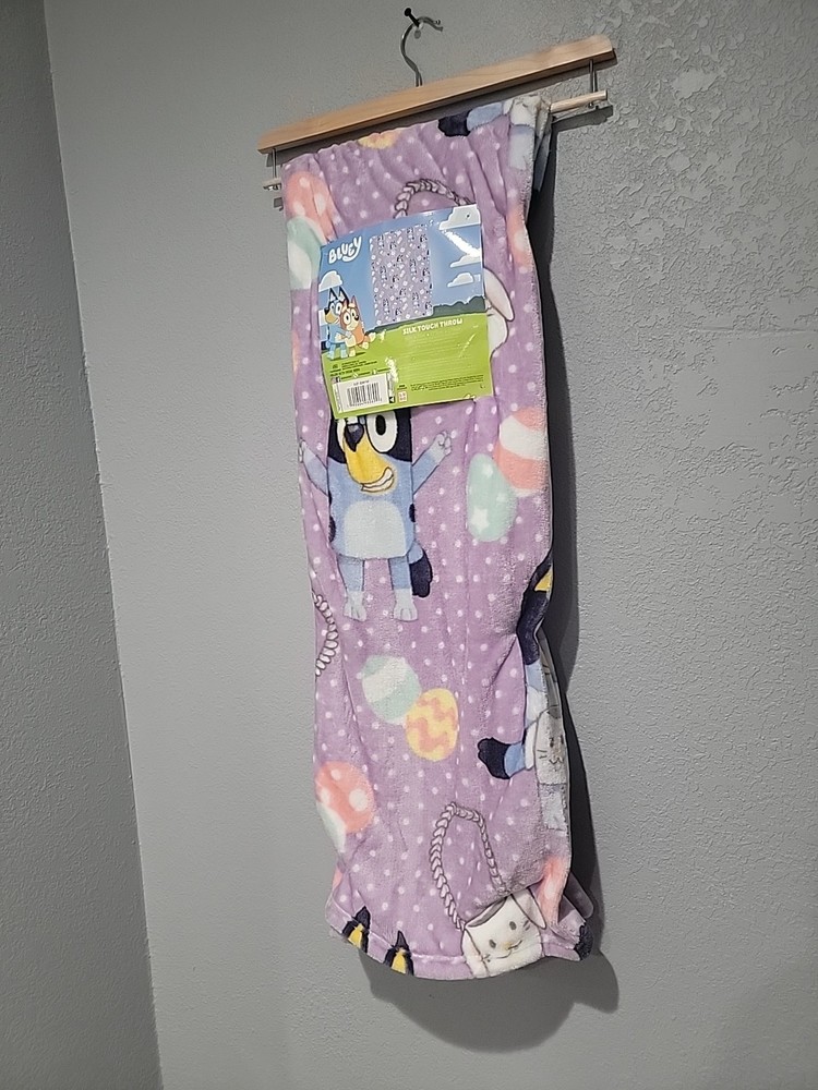 NWT Disney Bluey Easter 50”x70” Silk Touch Throw Blanket