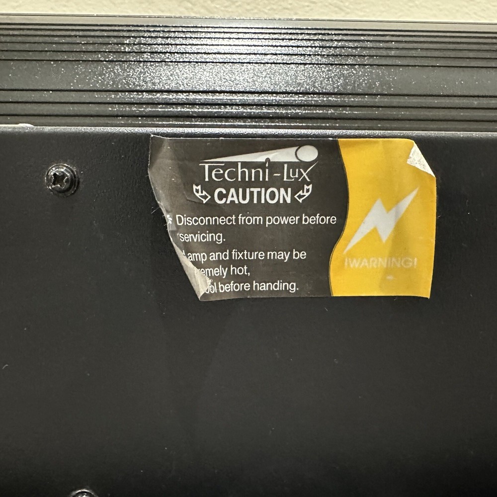 TECHNI-LUX: Strobe 750w 120v DMX