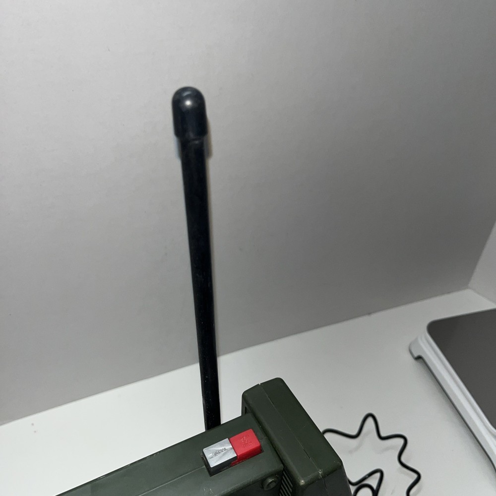 Nasta 1984 Command Center Walkie Talkie Incomplete Does Not Work