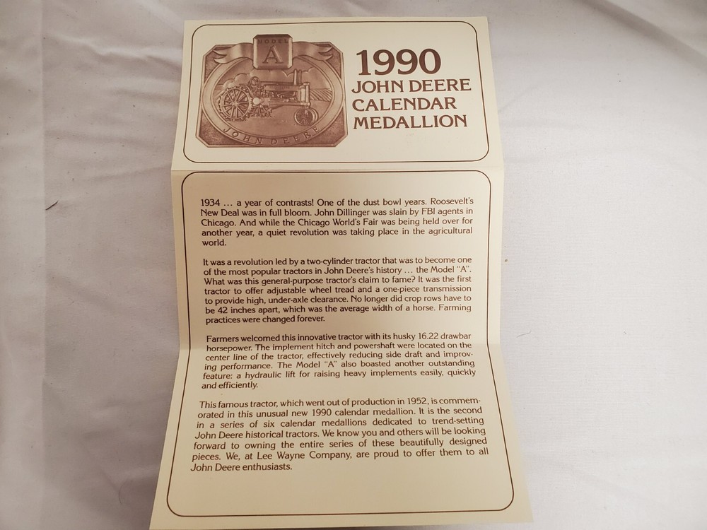 JOHN DEERE 1990 MODEL "A" TRACTOR CALENDAR MEDALLION