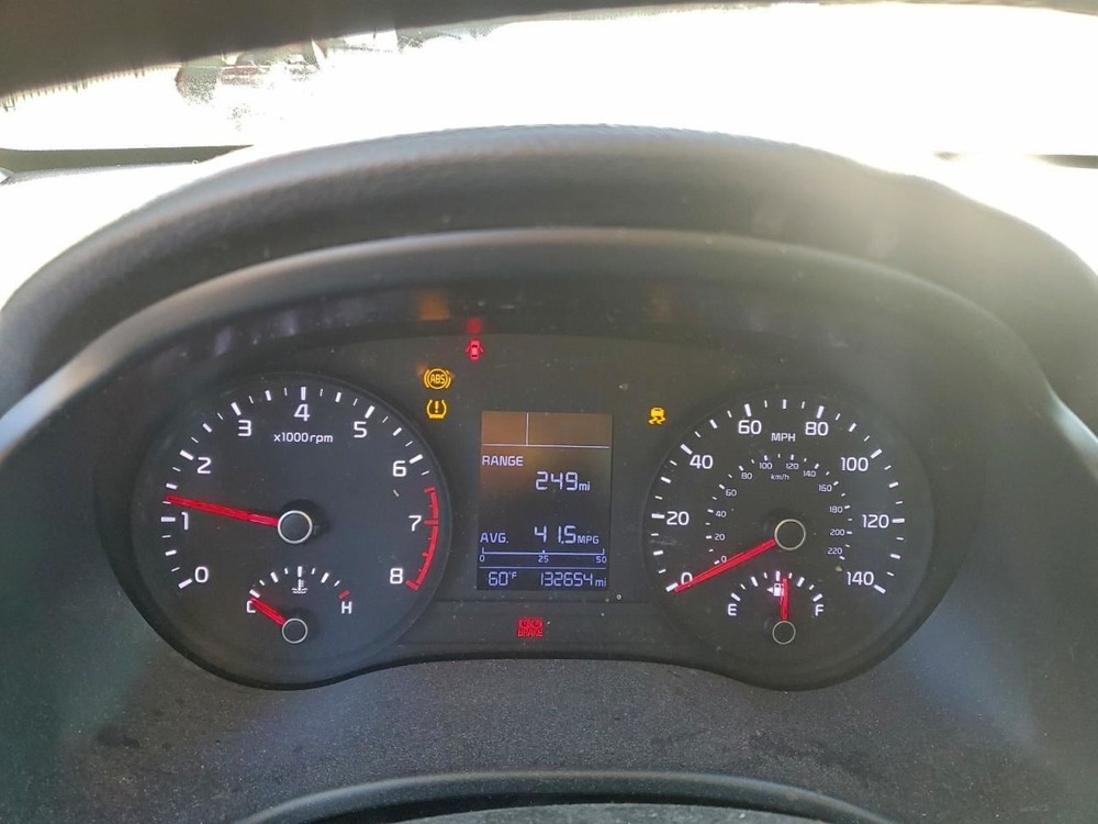 RIO 2018 Glove Box 4961049