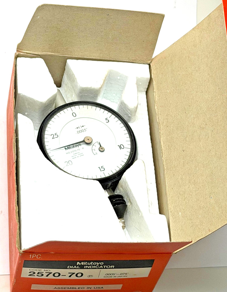 Mitutoyo Dial Indicator 2570-70 Range .0005 - .075