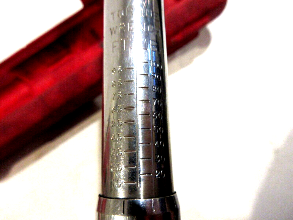 Snap-On QJ2100B Torque Wrench w/Storage Case