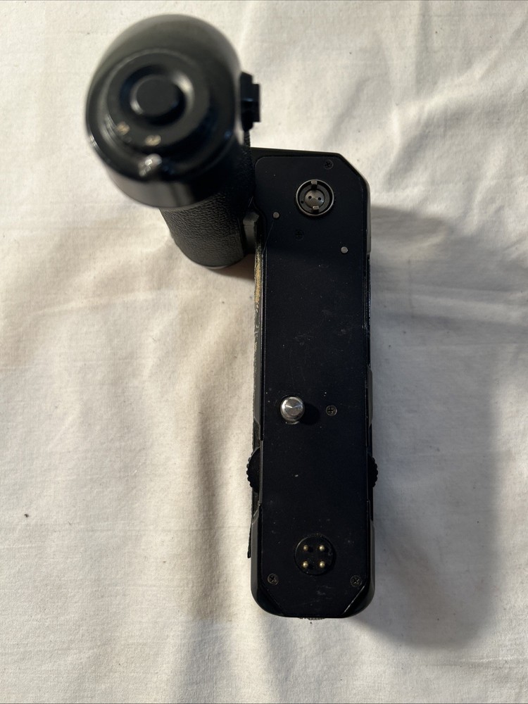 Nikon MD-11 Battery Grip