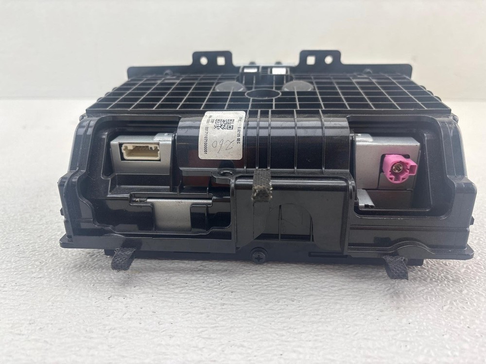 2017 - 2019 Genesis G90 Cd Player Receiver Control Module Oem