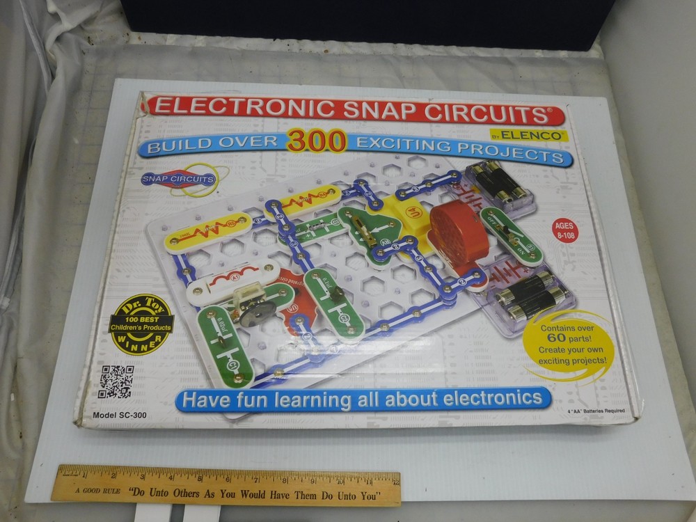 Elenco Electronic Snap Circuits Kit, SC-300, complete,  2012