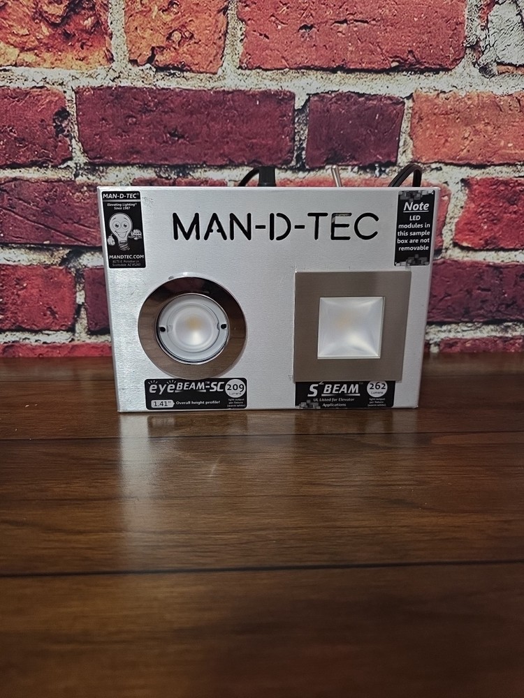 Man-D-Tec Lighting LED Illuminator