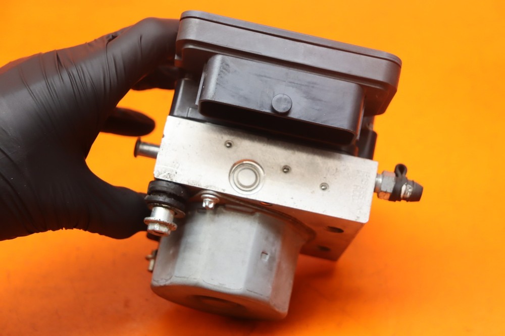 2013-2016 CAN-AM SPYDER ST OEM ABS PUMP UNIT MODULE