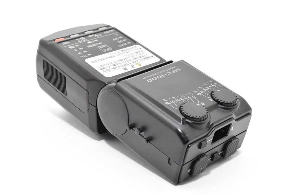Minolta MFC-1000 Macro Flash Controller & R-1200 Ring Flash #1397