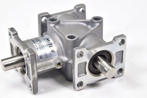 TSUBAKI ARA310LR, MITER, Angular gear with solid shaft, 1:1