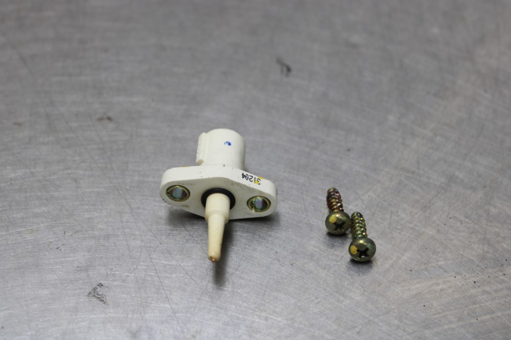 03-04 Honda 600RR Air Temperature Temp Sensor