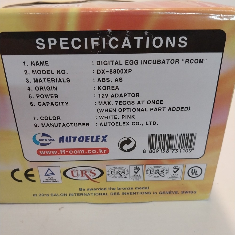 R-Com Digital Egg Incubator DX-8800XP + Inserts Nob
