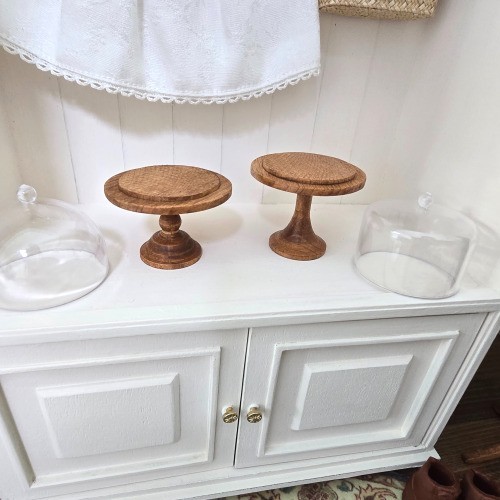 Miniature Cake Stand Set – Hinoki Wood (2 pcs)