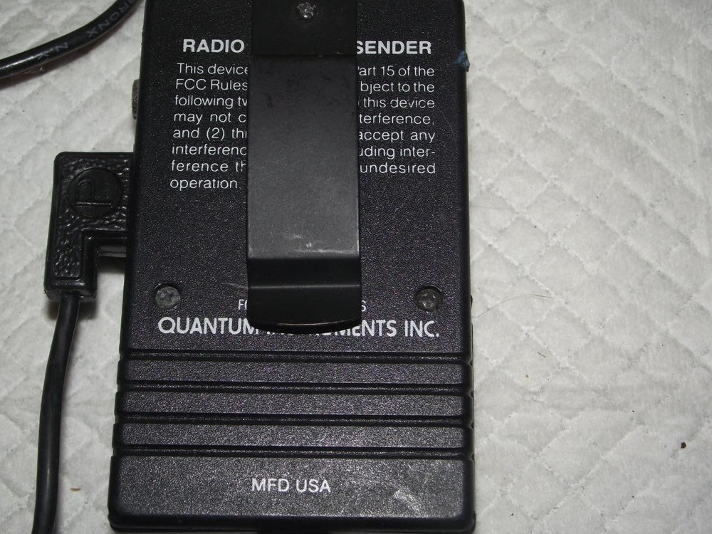 QUANTUM RADIO SLAVE 4 TRANSMITTER FREQUENCY C, WITH PC CORD