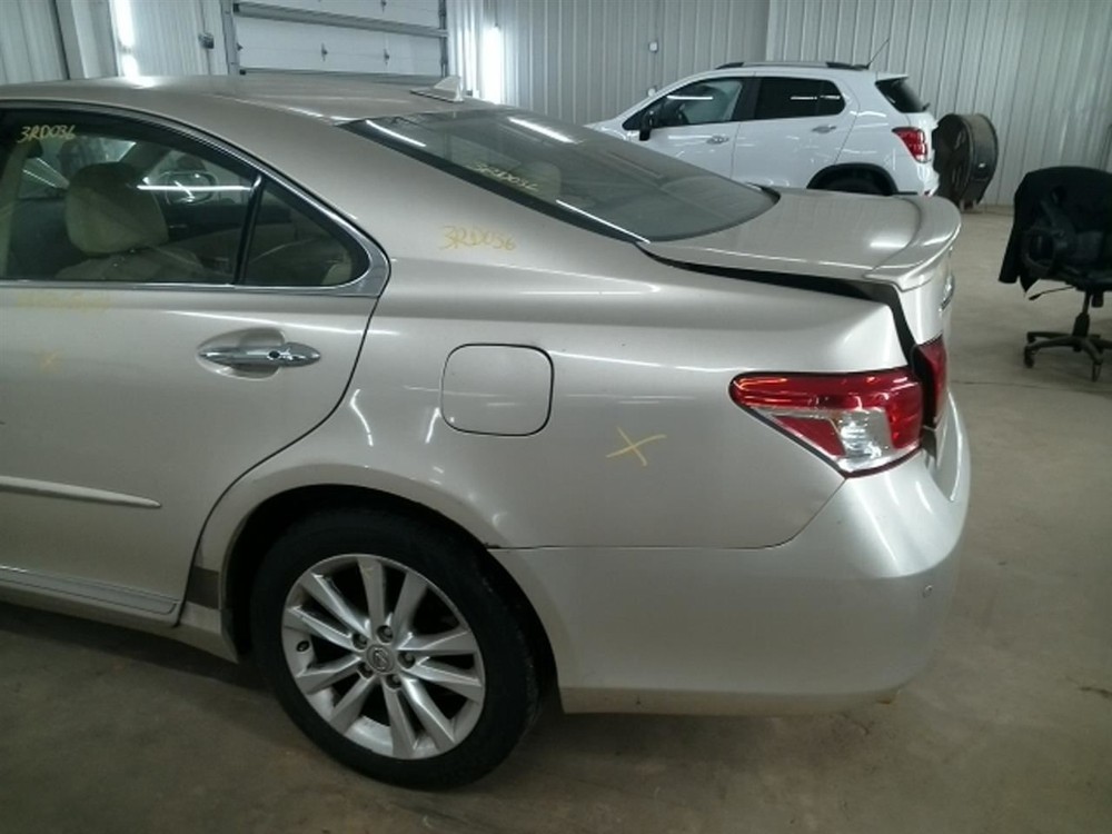 ES350 2012 High Mounted Stop Light 104836249