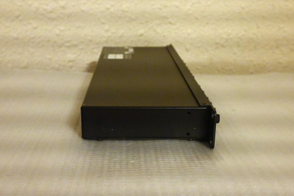 JBL M553 Stereo/ Mono Crossover