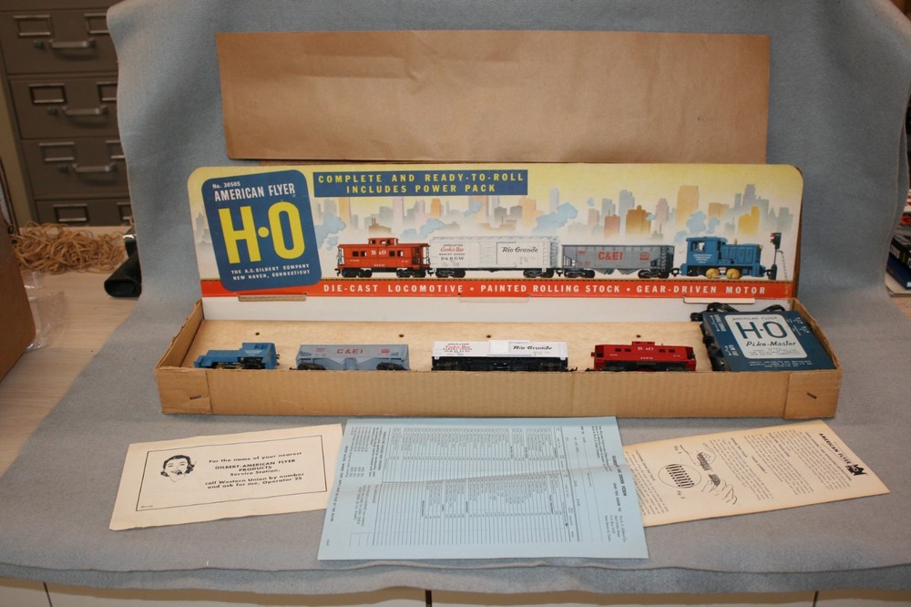 AMERICAN FLYER/GILBERT 30505 TRAIN SET OB LN