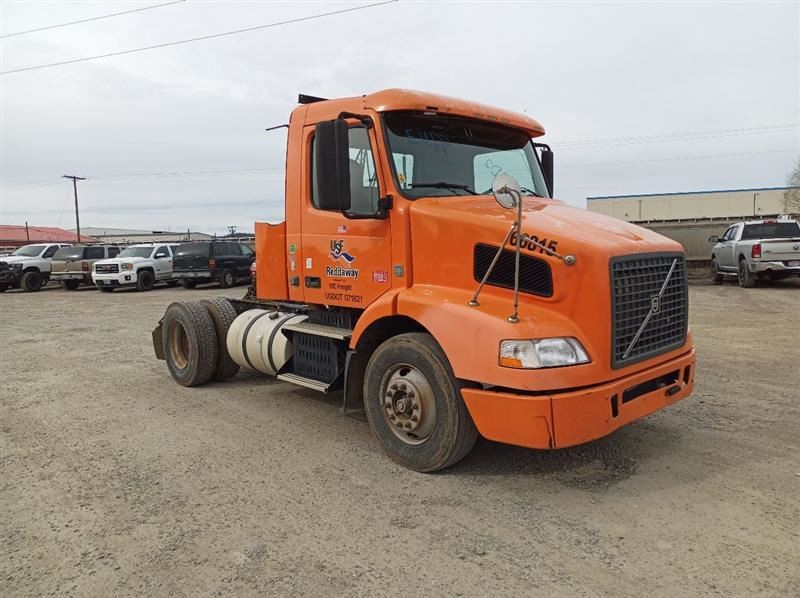 Volvo VN Frame Step 5"X36" (10957461