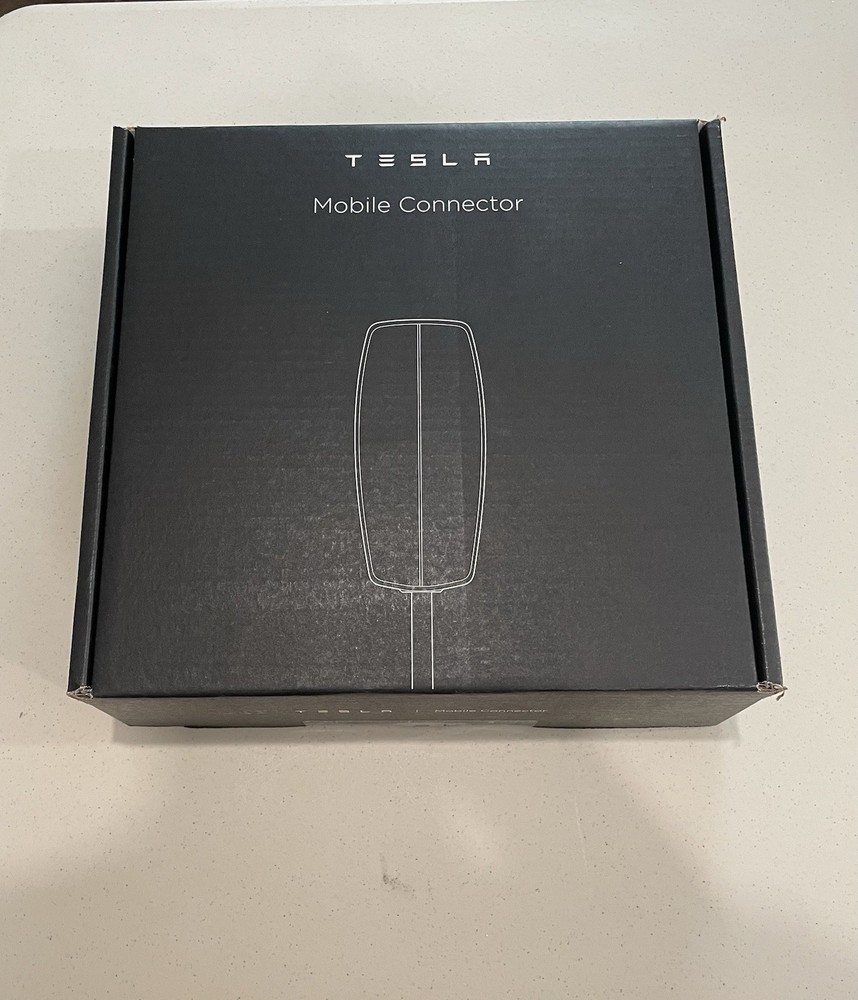 Tesla Mobile Charger