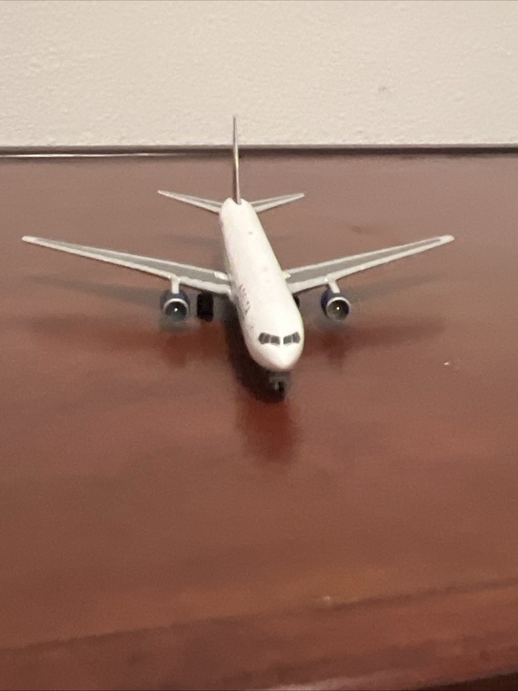 Delta 767 1:400 Scale Gemini Jets