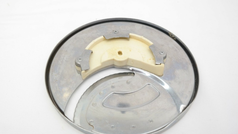 Cuisinart Food Processor Discs DLC-037 Medium Shred & DLC-044 4mm Slice Discs