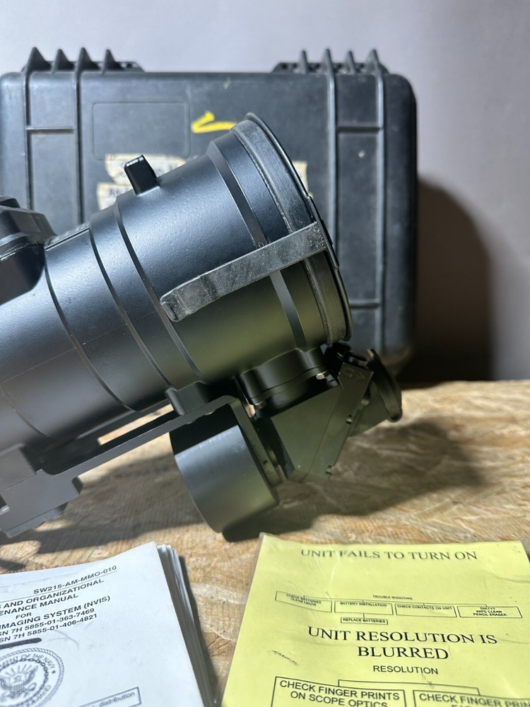 SIMRAD KN203 FAB night vision scope *working* W/HARD CASE