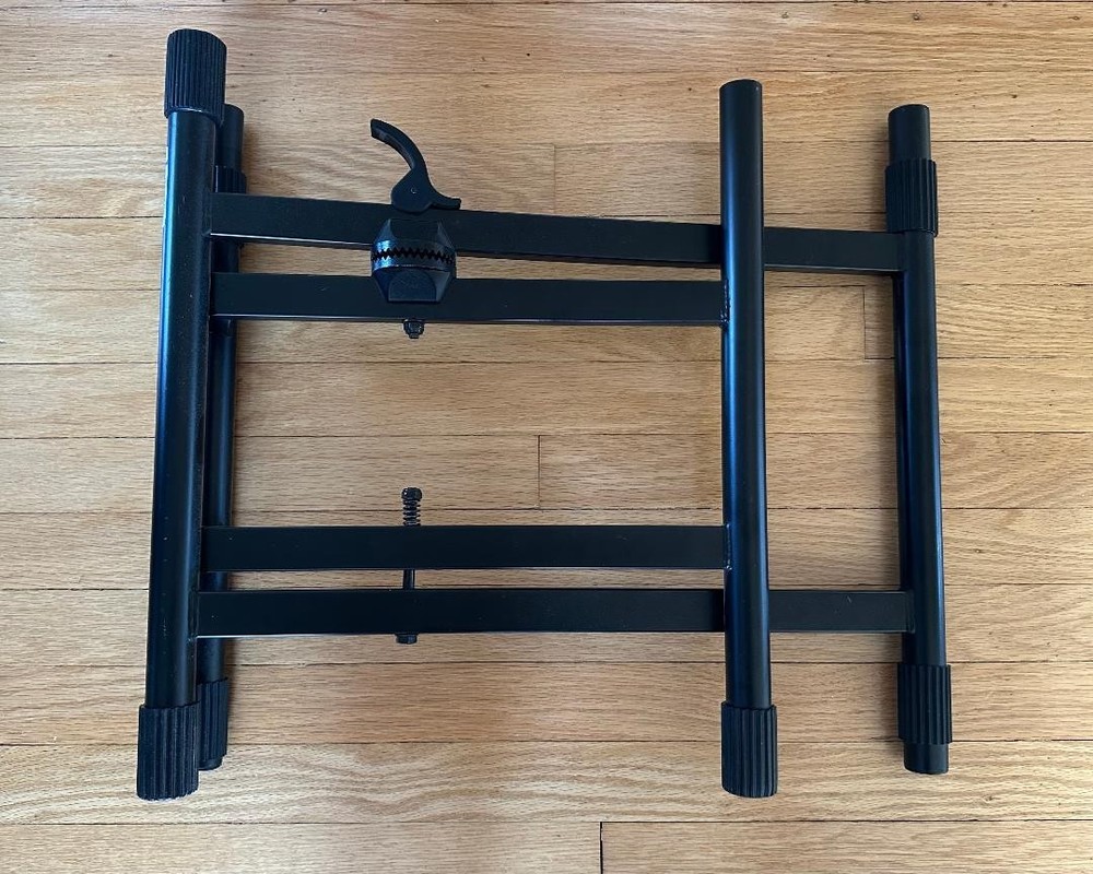 Gator Combo Amp Stand Used