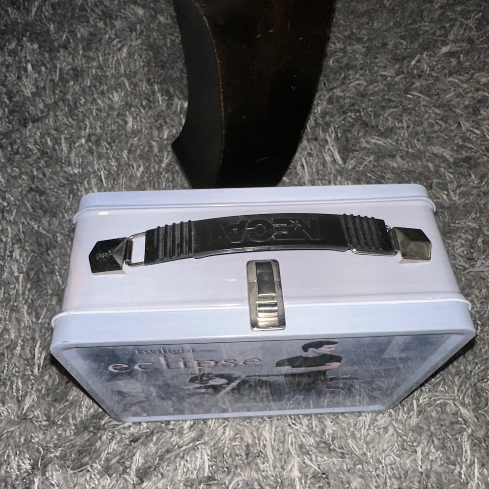 RARE TWILIGHT "ECLIPSE" METAL LUNCH BOX BY NECA